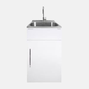 Standard Sized Tub with Stainless Steel Gooseneck Tap